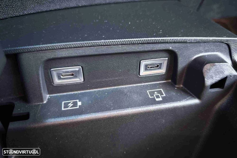 Peugeot E-5008 73 kWh GT - 19