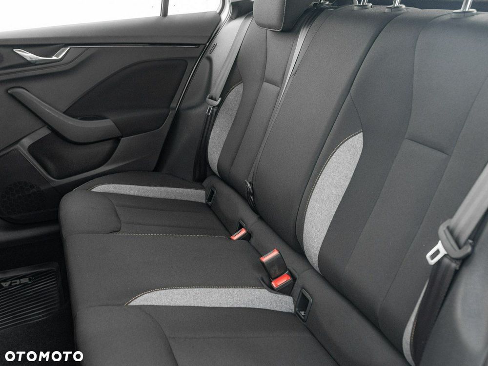 Skoda Scala 1.0 TSI Selection DSG - 24