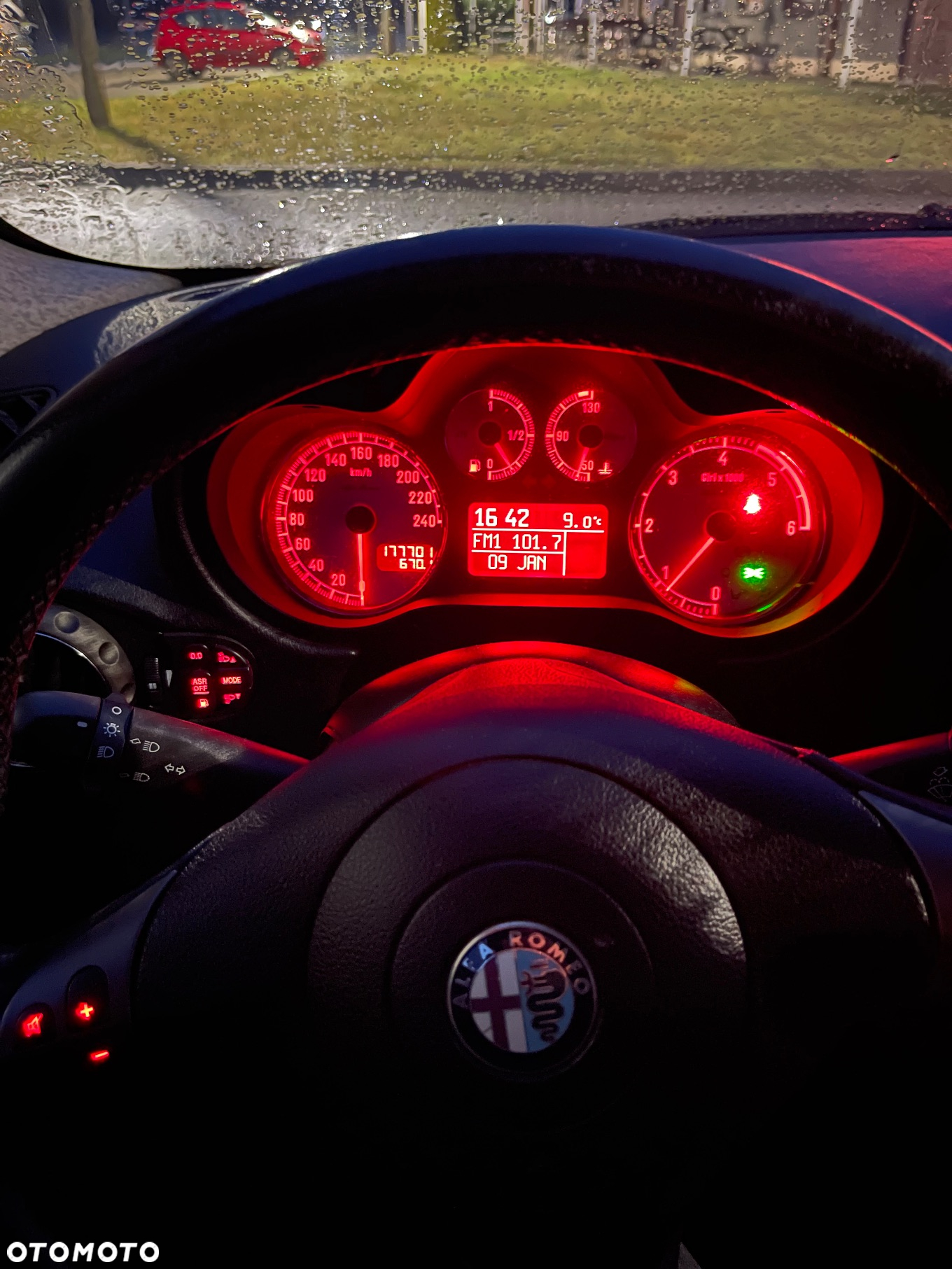 Alfa Romeo GT 1.9JTD 16V Black Line - 36