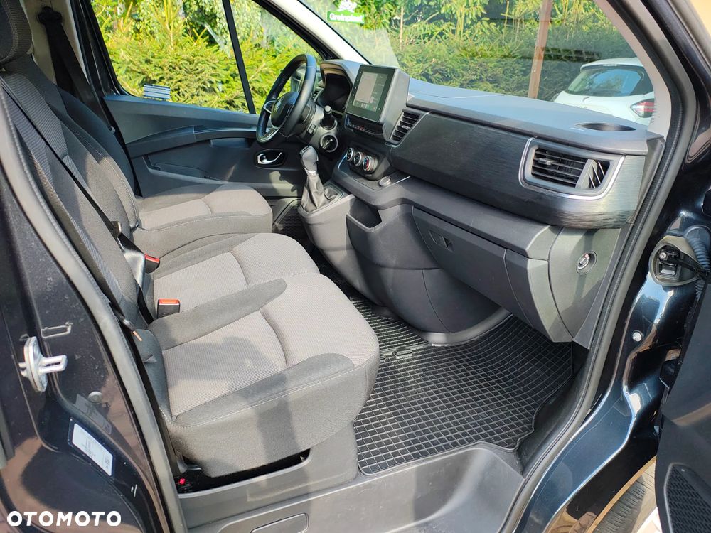 Renault Trafic SpaceClass 2.0 dCi EDC - 11