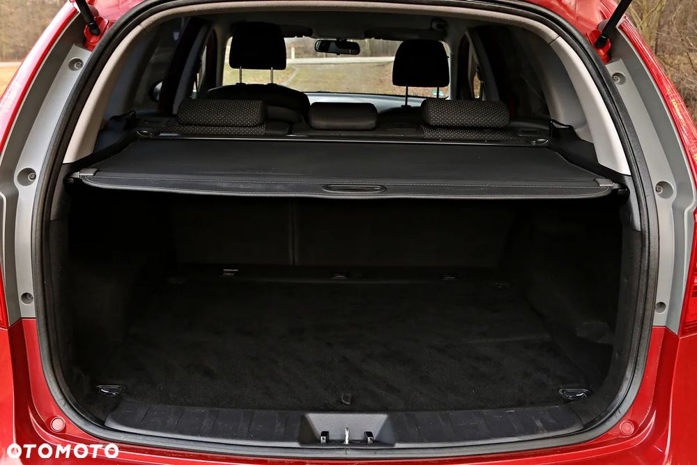 Hyundai i30 blue Kombi 1.6 CRDi Trend - 29