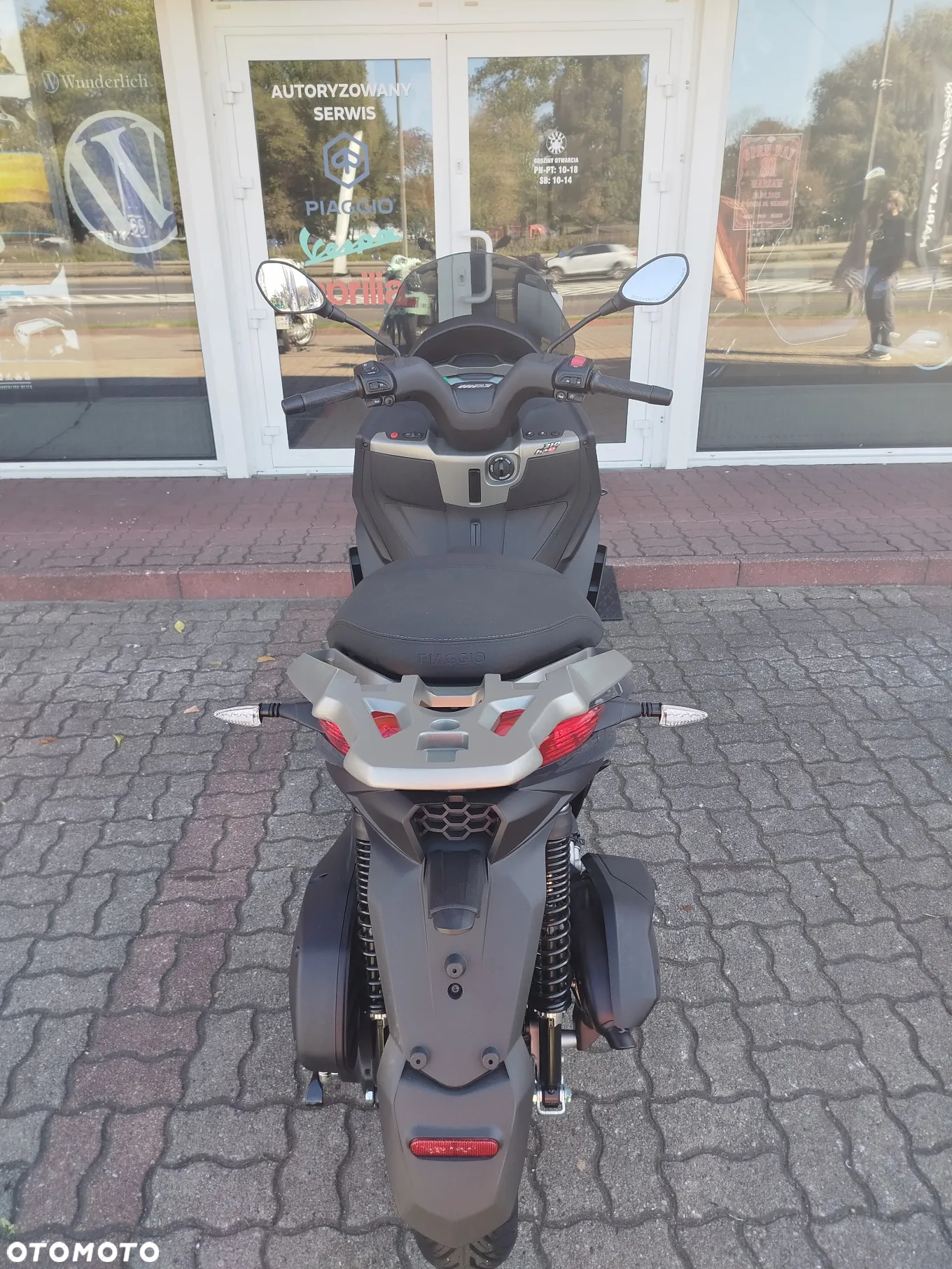 Piaggio MP-3 - 3