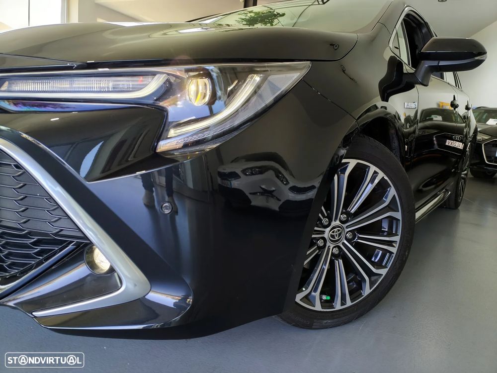Toyota Corolla Touring Sports 1.8 Hybrid Exclusive - 32