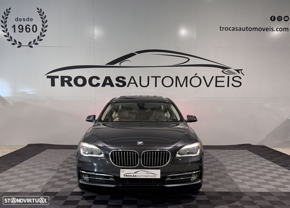 BMW 740 d - 11