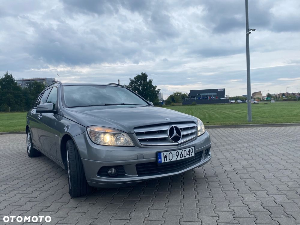 Mercedes-Benz Klasa C 200 CDI BlueEff Classic - 3