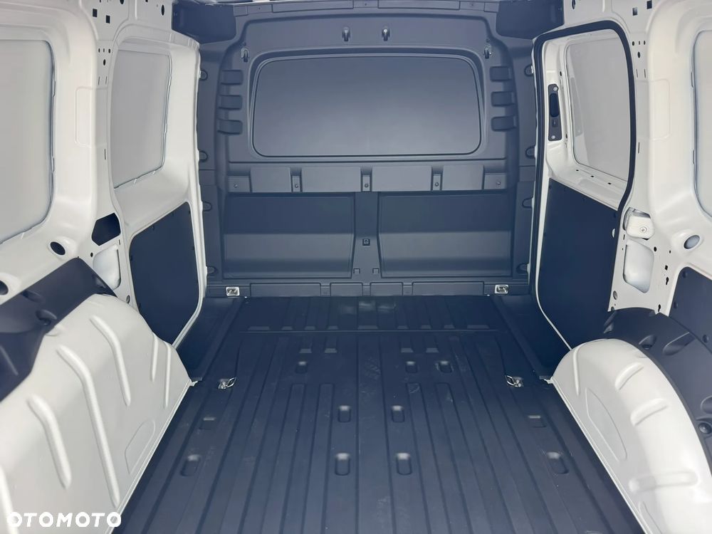 Volkswagen Caddy Cargo - 13