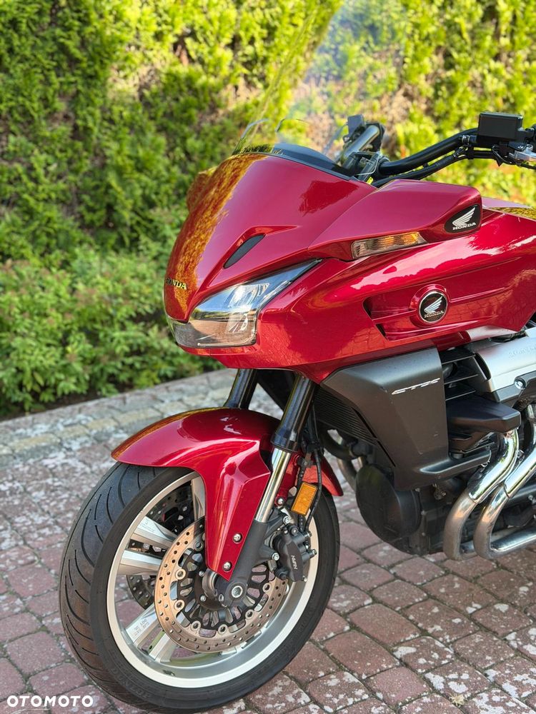 Honda CTX - 4