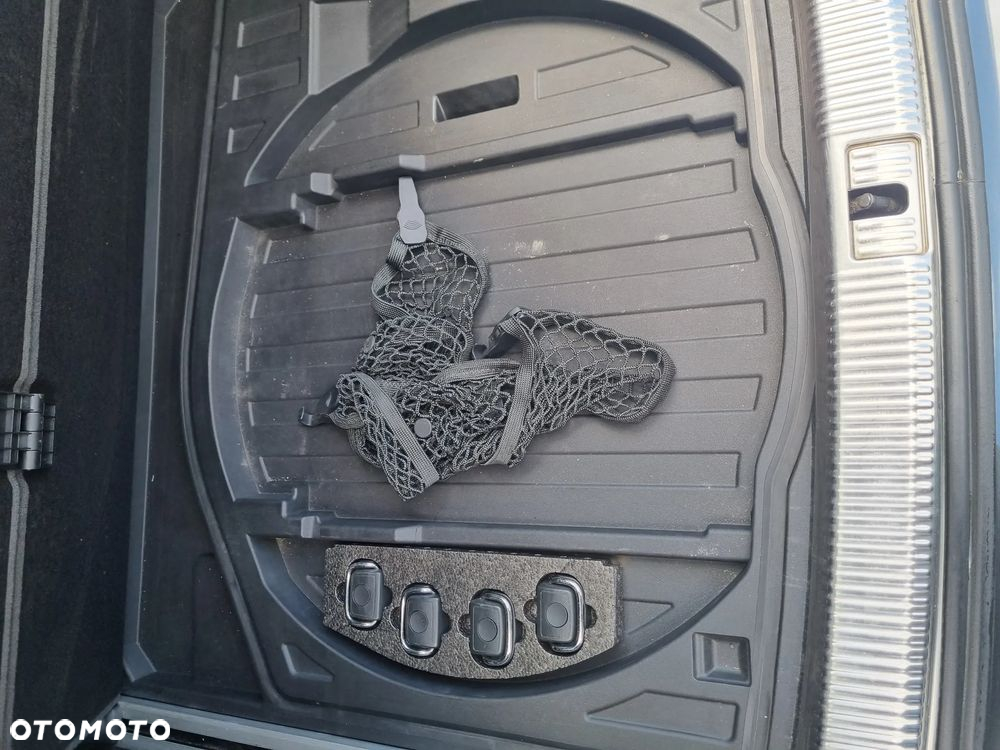 Audi A6 Avant 3.0 TDI DPF quattro tiptronic sport selection - 26