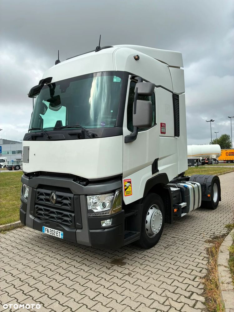 Renault T480 Sleeper Cab - 8