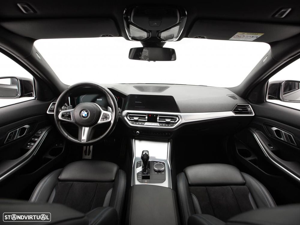 BMW 330 e Pack Desportivo M Auto - 8