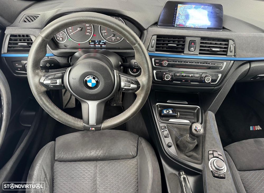 BMW 318 d Pack M - 20