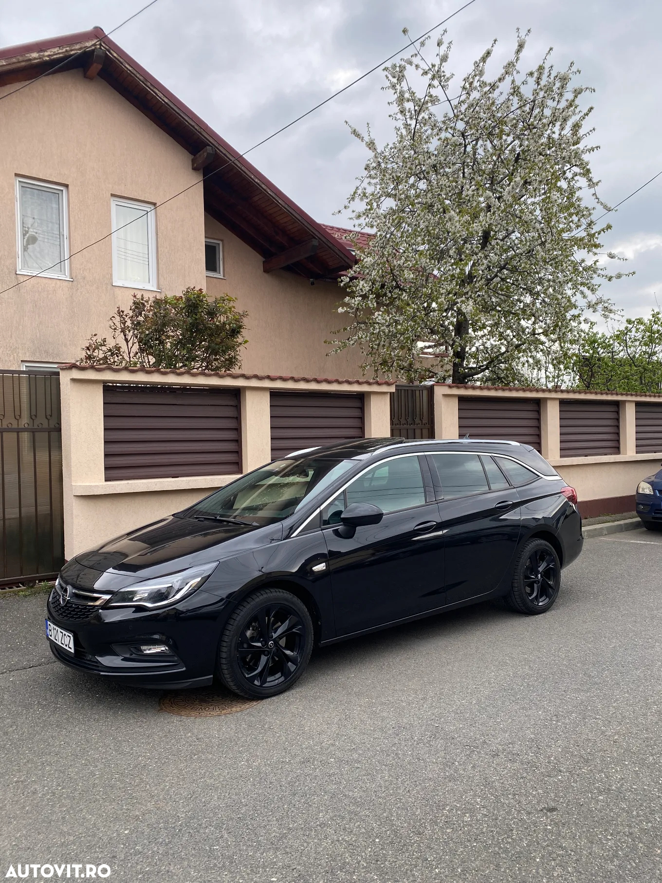 Opel Astra 1.6 CDTI Enjoy Aut. - 4