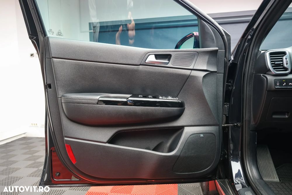 Kia Sportage 2.0 DSL 8AT HP 4x4 GT Line - 27