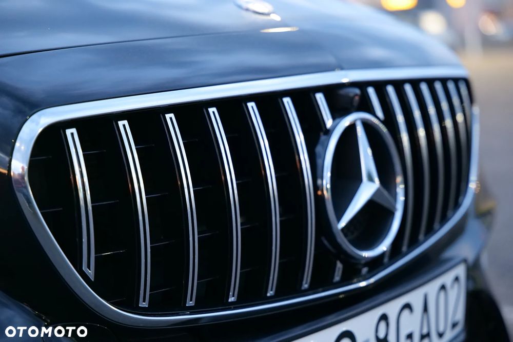 Mercedes-Benz Klasa E - 36