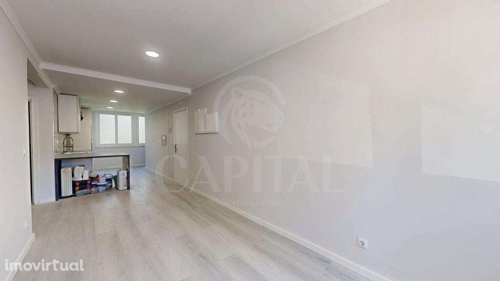 T2 Benfica Totalmente Remodelado - Grande imagem: 2/16