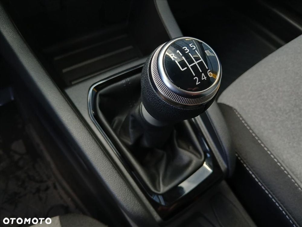 Renault Clio 1.0 TCe Evolution - 19