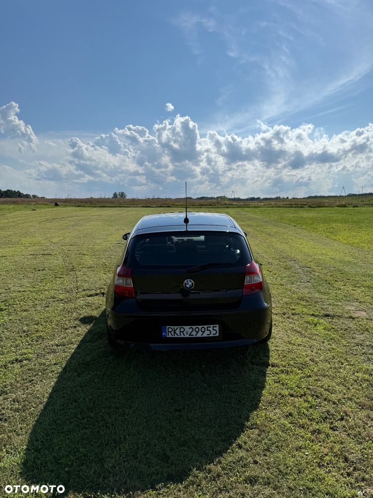 BMW Seria 1 116i - 13