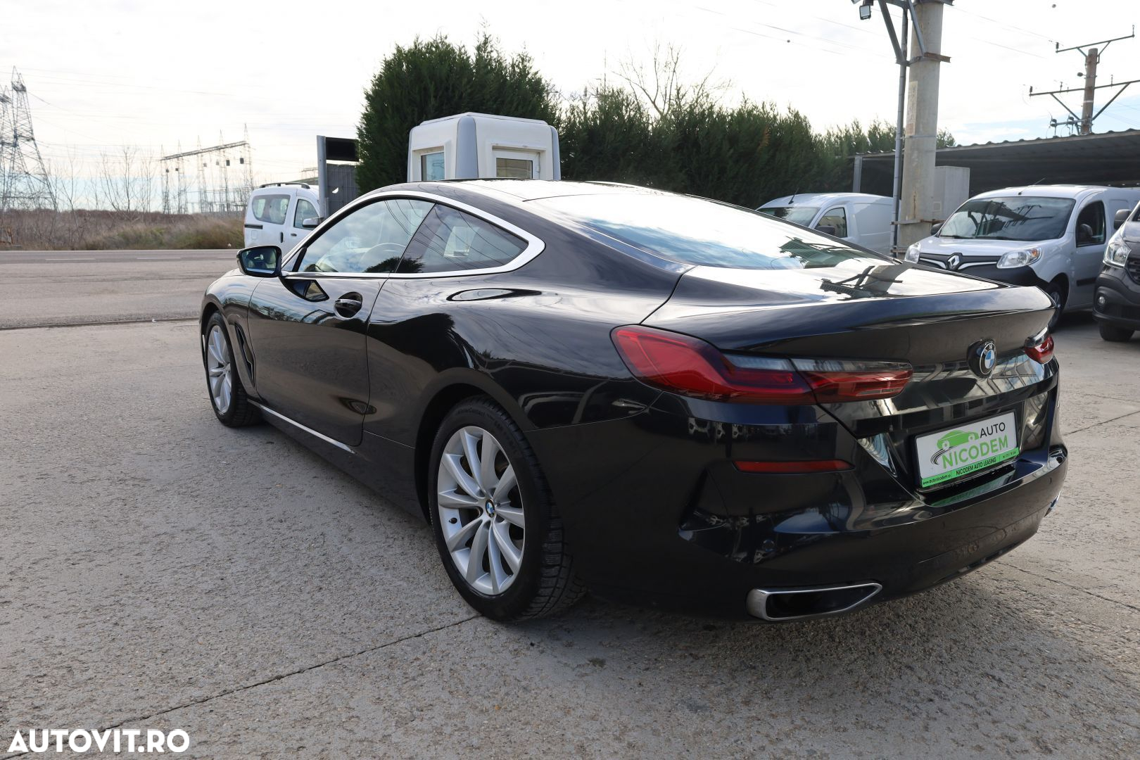 BMW Seria 8 - 4