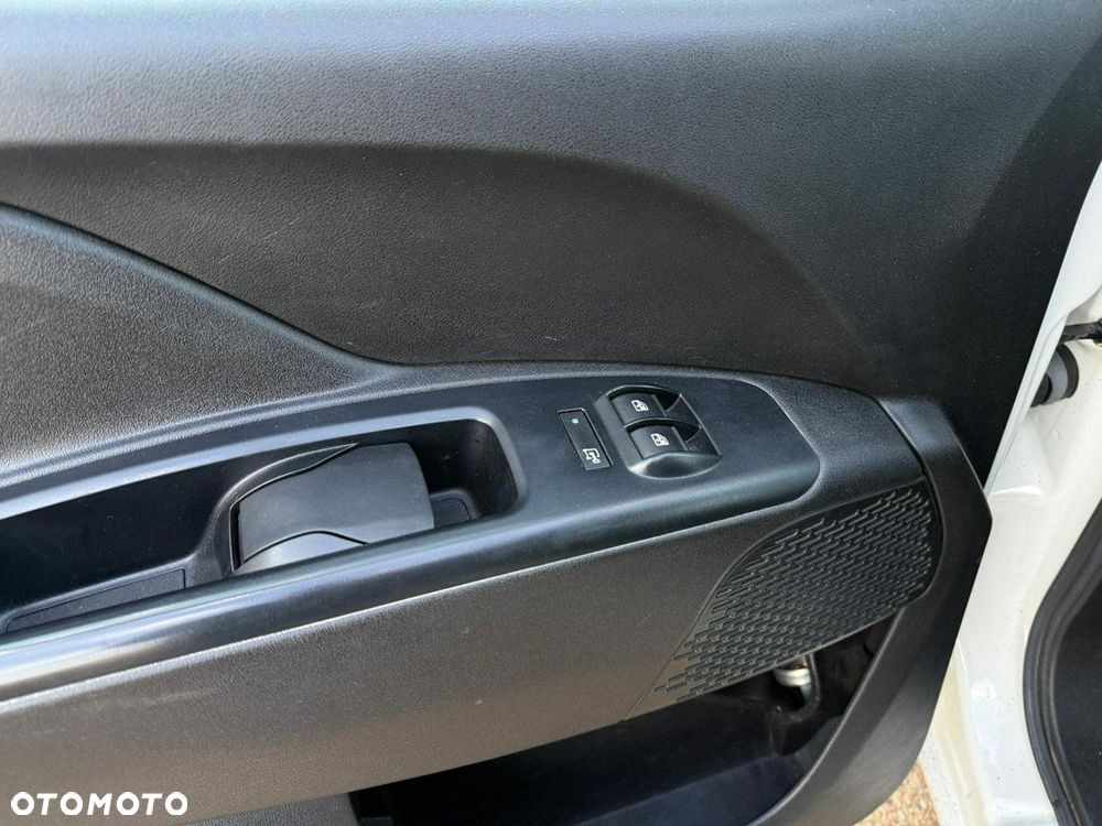Fiat Doblo - 17