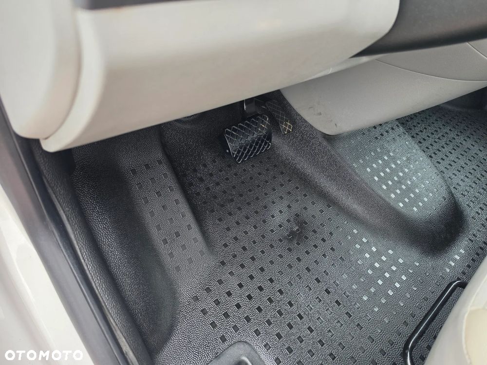 Volkswagen Transporter - 9