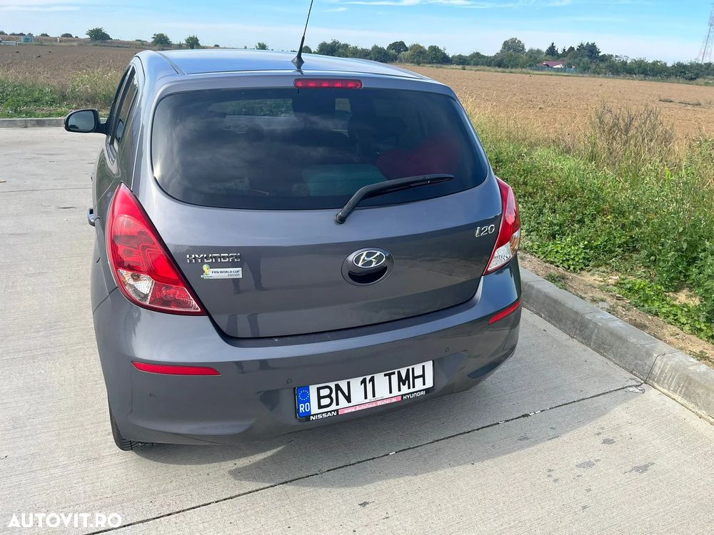 Hyundai i20 1.2 Fifa World Cup Edition - 3