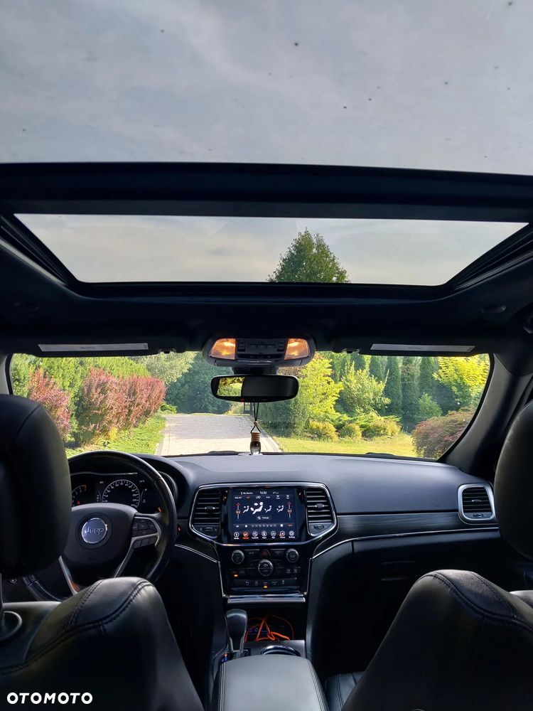 Jeep Grand Cherokee - 8