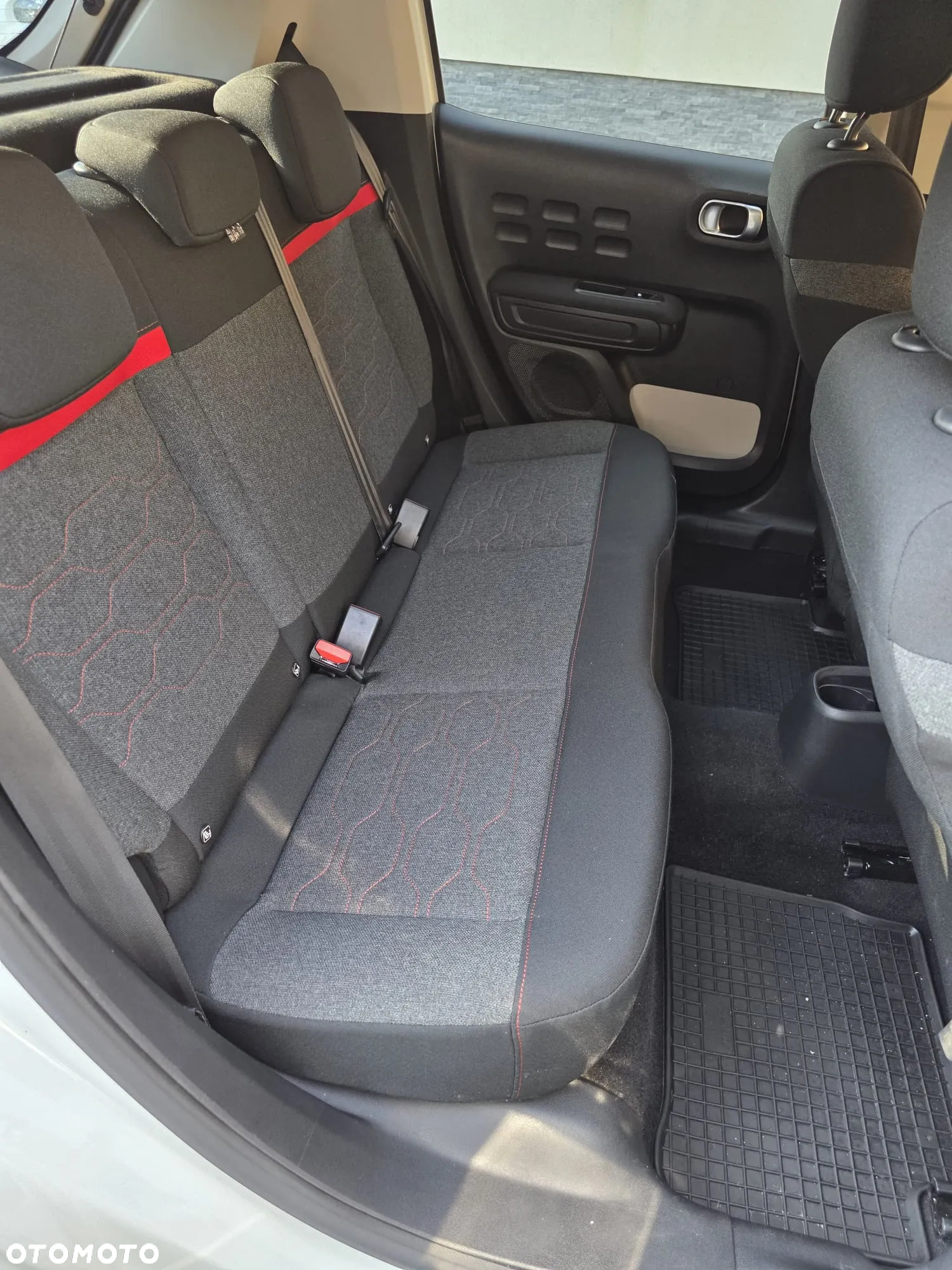 Citroën C3 1.2 PureTech Shine S&S - 15