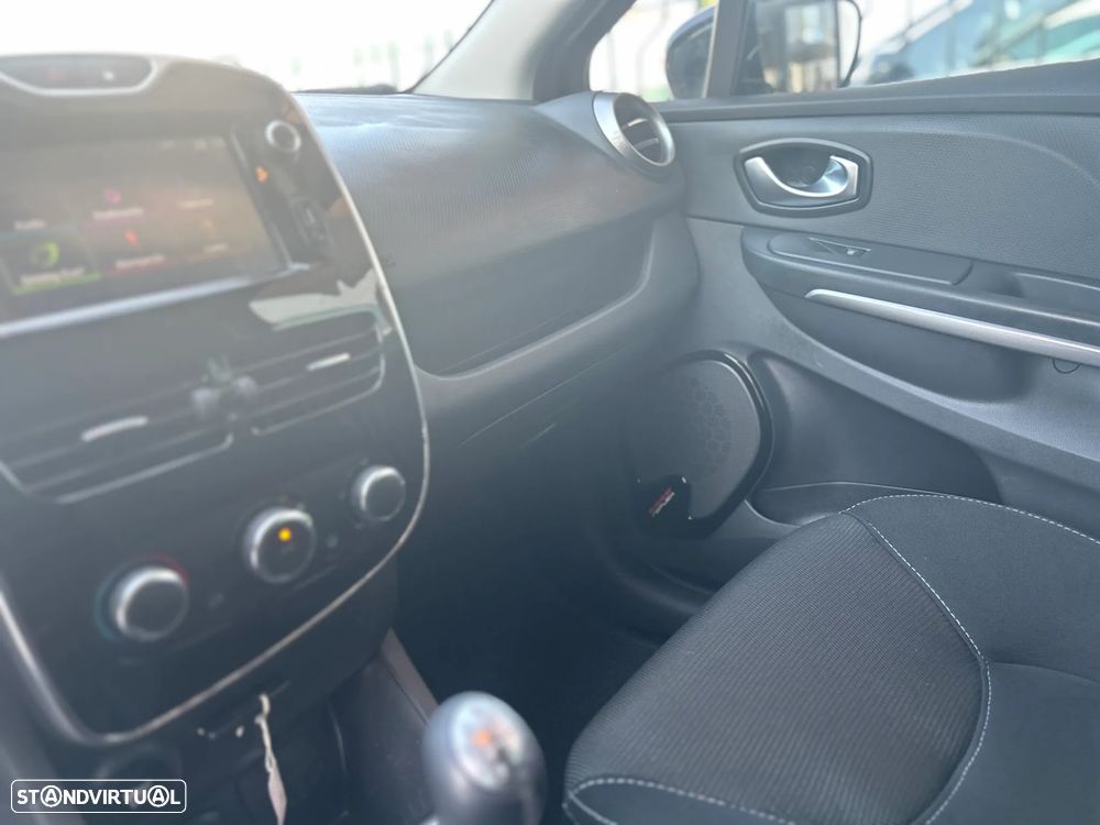 Renault Clio 1.5 dCi Limited - 12