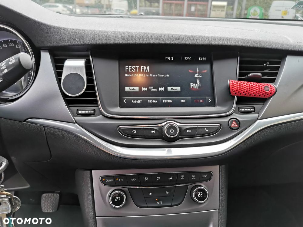 Opel Astra 1.4 T Enjoy - 11