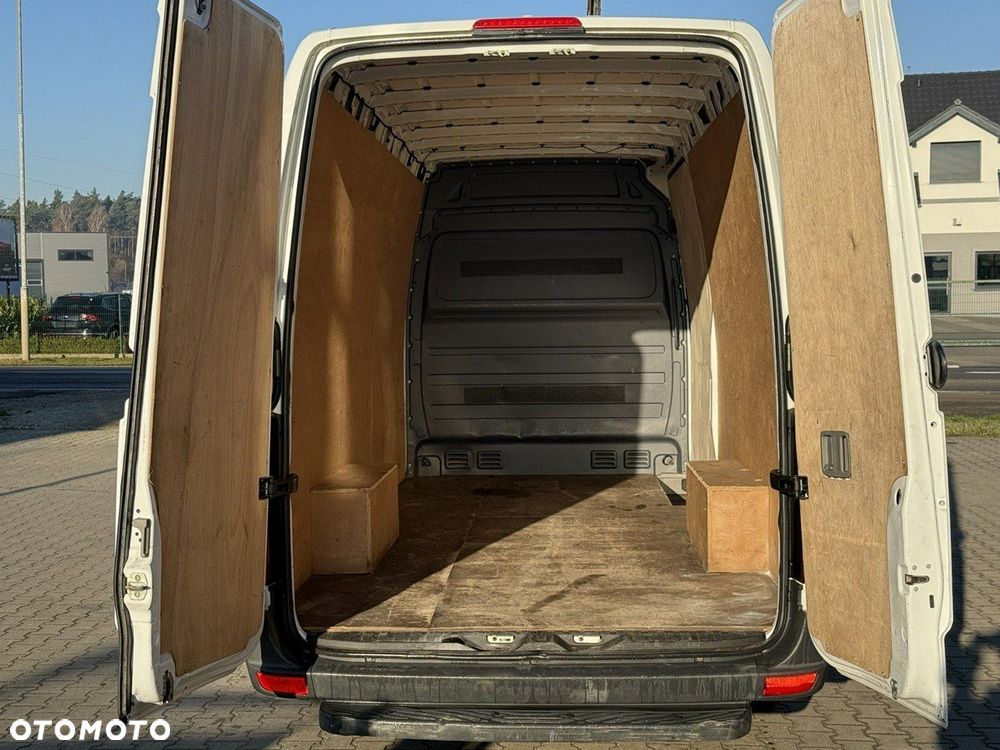 Mercedes-Benz Sprinter - 20