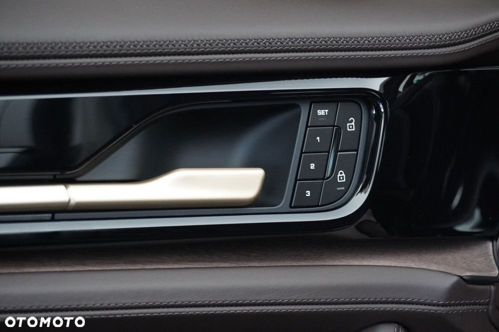 Porsche Panamera GTS - 16