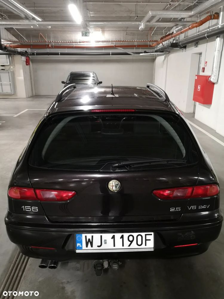 Alfa Romeo 156 2.5 V6 - 5