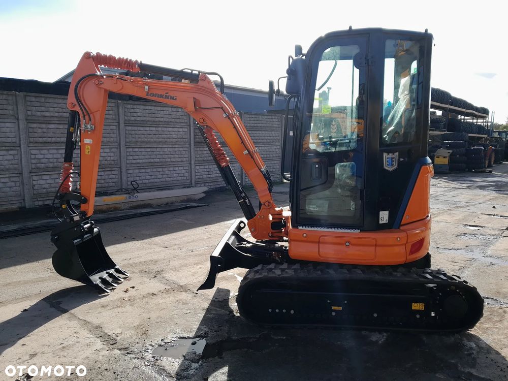Kubota LONKING CDM6025 - 5