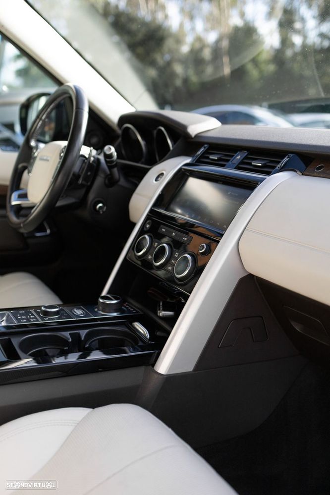 Land Rover Discovery 3.0 TD6 HSE Auto - 10