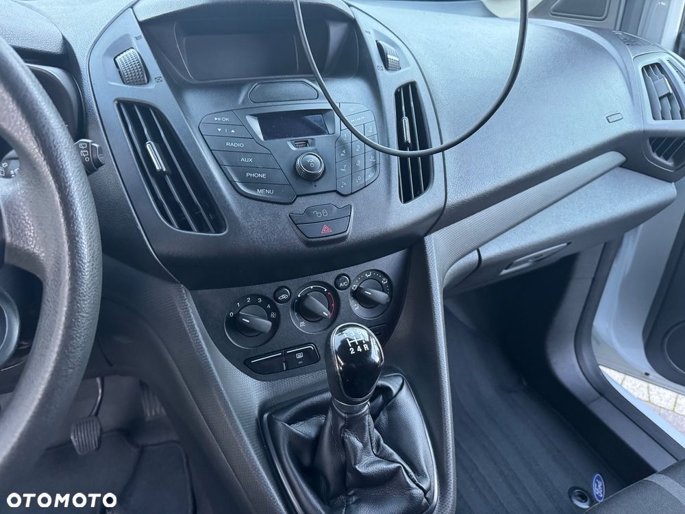 Ford Transit Connect - 21