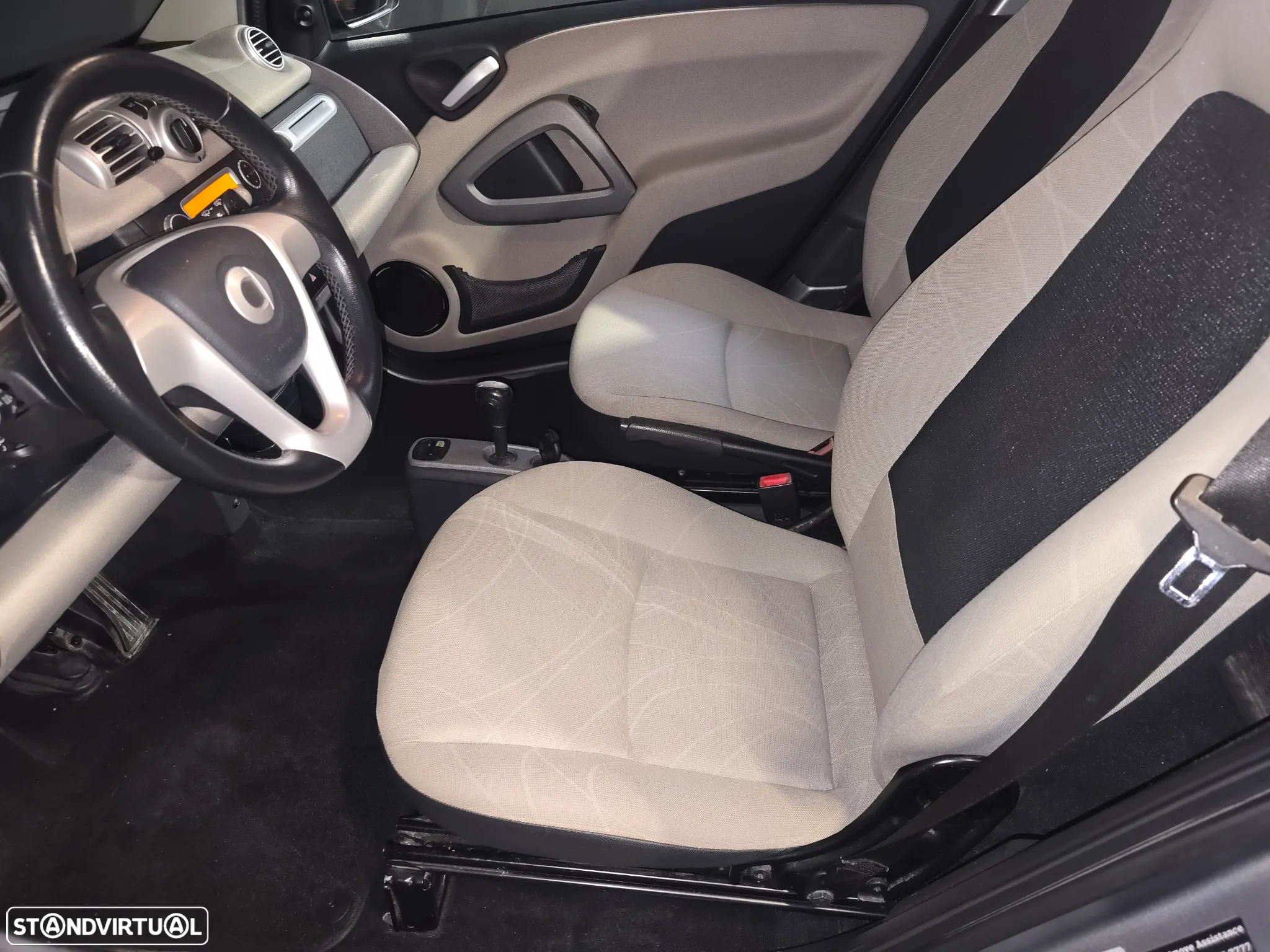 Smart ForTwo Coupé 1.0 mhd Pulse 71 Softouch - 24