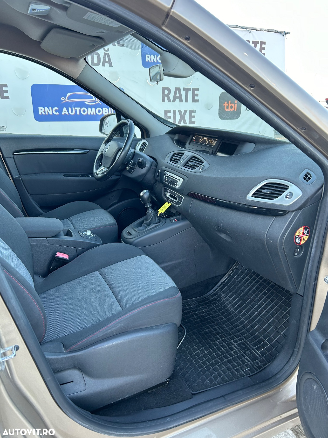 Renault Scenic dCi 110 Expression - 8