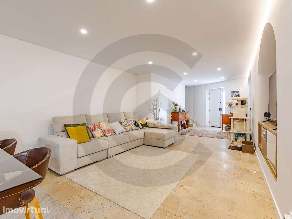 Moradia T3 no Centro Histórico com Logradouro e Churrasqueira - Grande imagem: 2/10