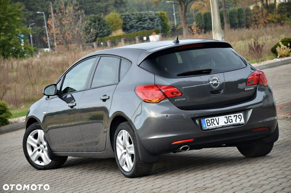 Opel Astra - 13