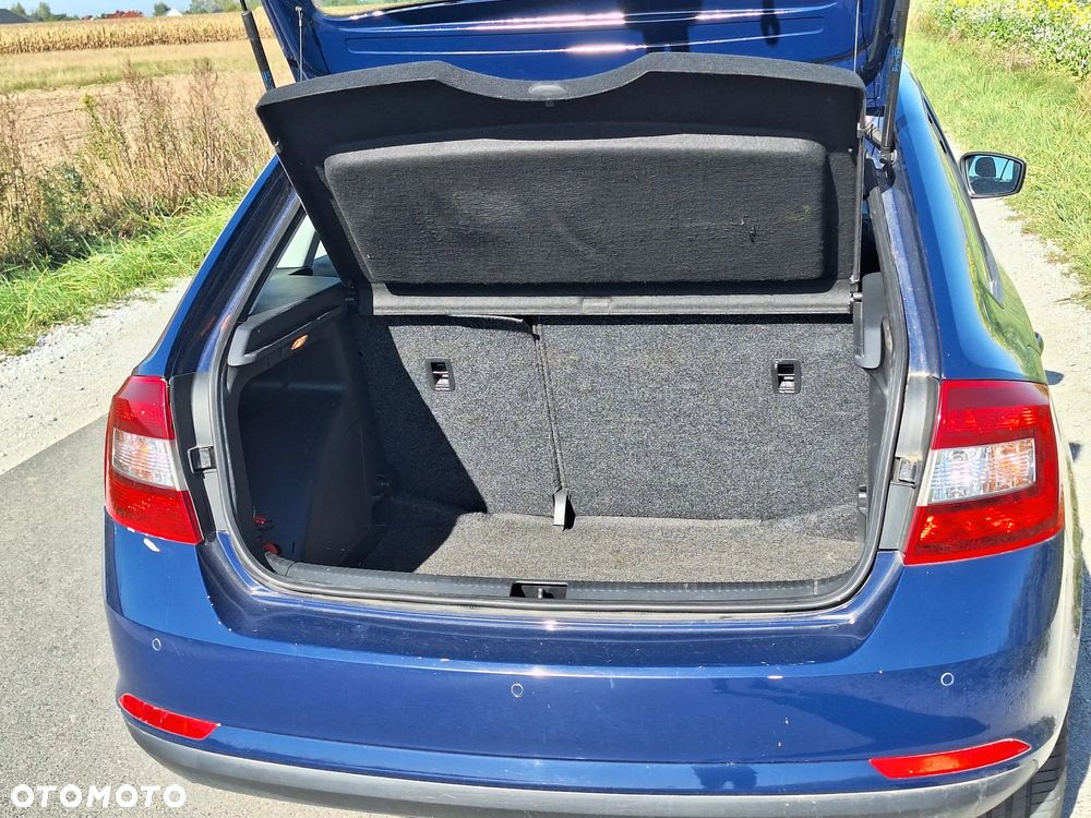 Skoda RAPID 1.6 TDI DPF Ambition - 11