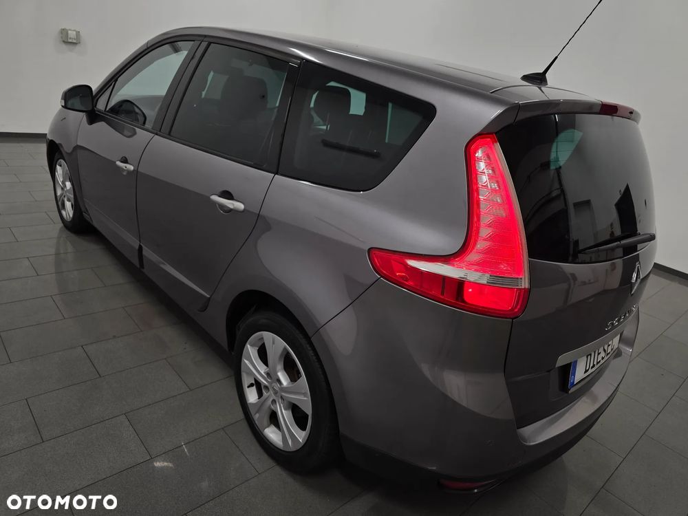 Renault Scenic dCi 130 FAP Bose Edition - 5