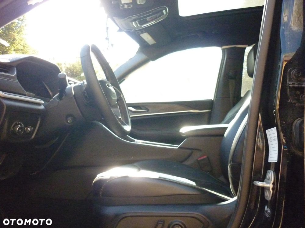 Jeep Grand Cherokee - 9