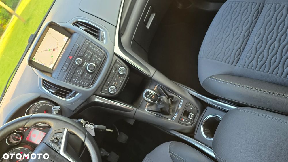 Opel Zafira - 14