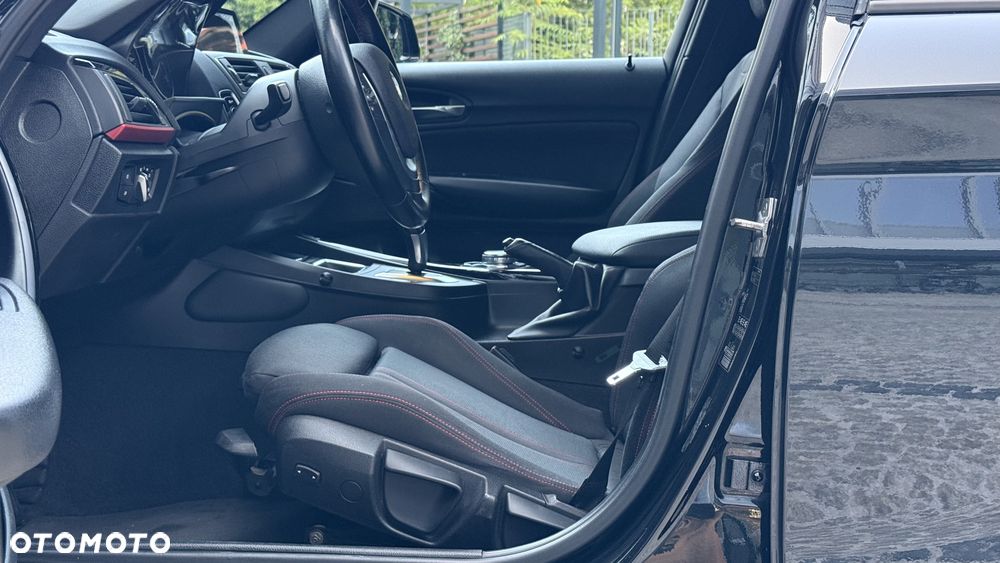 BMW Seria 1 116d Edition M Sport Shadow - 37
