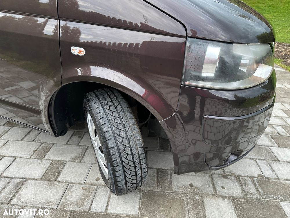Volkswagen Transporter Caravelle Lang DSG BMT Comfortline - 13