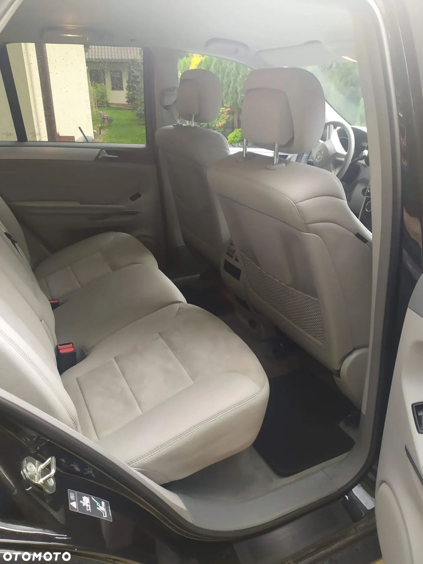 Mercedes-Benz ML 300 CDI BlueEff 4-Matic - 4