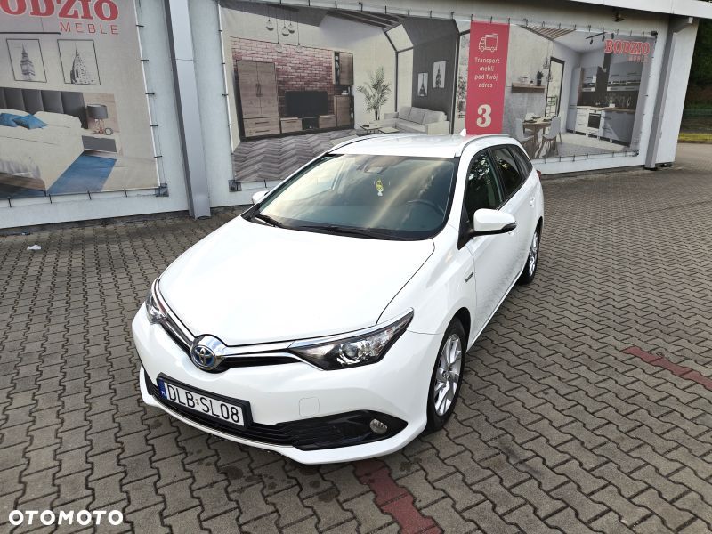 Toyota Auris Hybrid 135 Prestige - 1