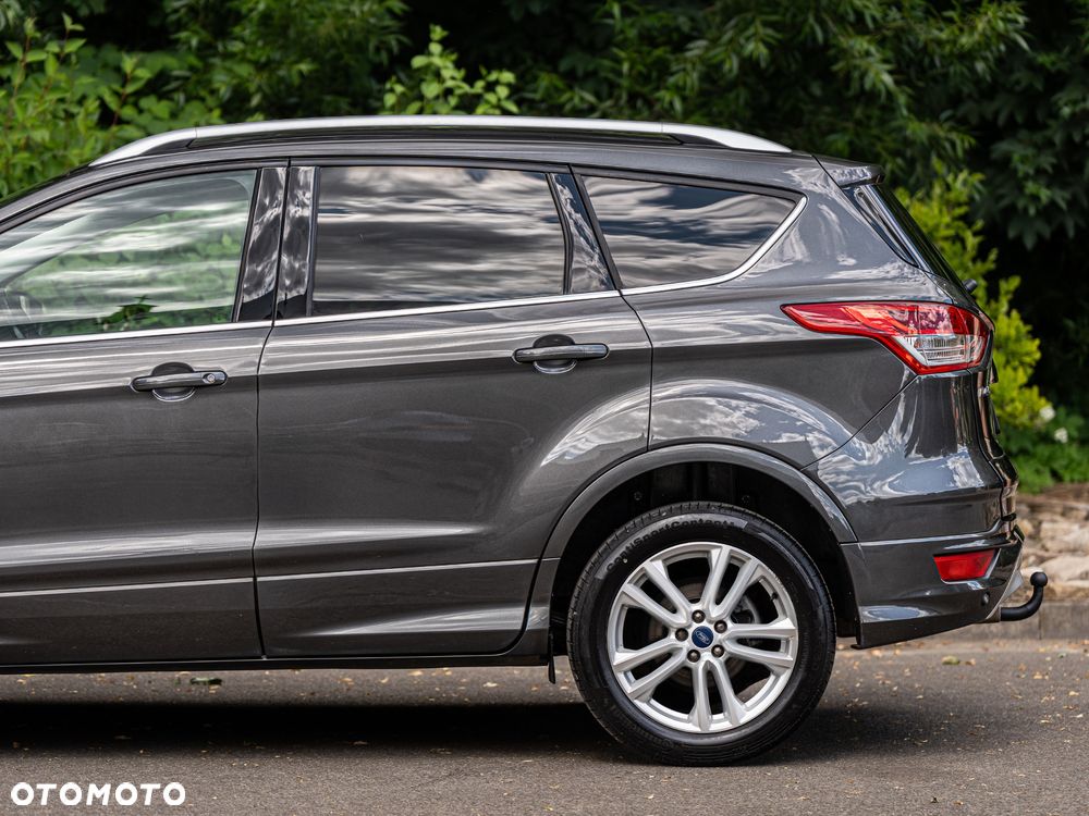 Ford Kuga - 25