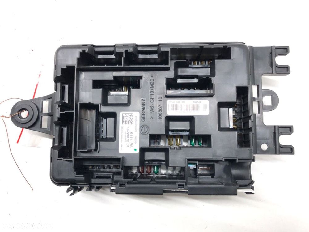 SKRZYNKA BEZPIECZNIKÓW - 67.00 PLN - BMW 3 (F30, F80) 2011 - 2018 340 i 240 kW [326 KM] benzyna - 1