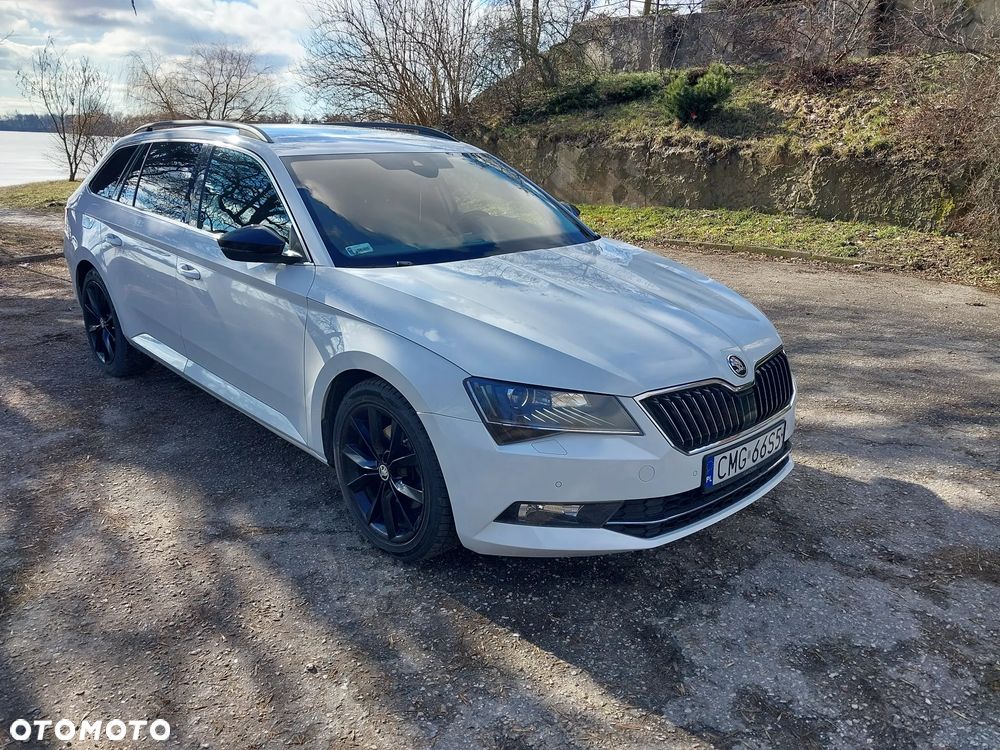 Skoda Superb 2.0 TDI Style DSG - 8